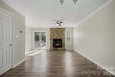 8221 Circle Tree Lane, Charlotte, NC 28277 - Photo 4