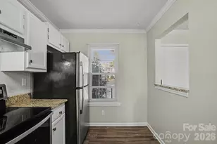 8221 Circle Tree Ln, Charlotte, NC 28277 - Photo 8