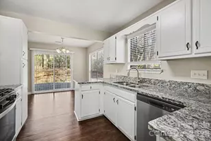 7341 Elwood Dr, Charlotte, NC 28227 - Photo 12