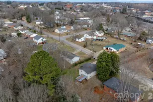 302 Ramsey St, Morganton, NC 28655 - Photo 24