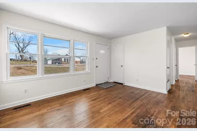 302 Ramsey Street, Morganton, NC 28655 - Photo 6