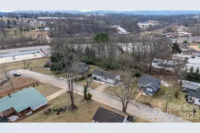 302 Ramsey Street, Morganton, NC 28655 - Photo 22