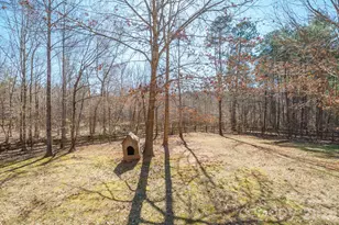 1049 Ramsey St, Stanley, NC 28164 - Photo 6