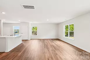 569 N Sparkleberry St, Chester, SC 29706 - Photo 6