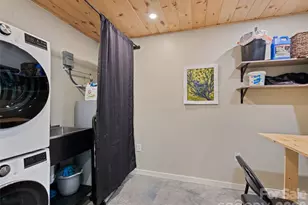 1225 Clark Rd, Clyde, NC 28721 - Photo 34