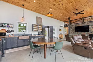 1225 Clark Rd, Clyde, NC 28721 - Photo 16