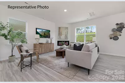 1365 37th Avenue Lane NE, Hickory, NC 28601 - Photo 2