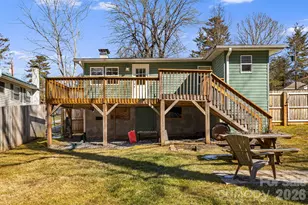 1015 Mountain View St, Hendersonville, NC 28739 - Photo 40