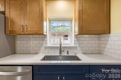 1015 Mountain View Street, Hendersonville, NC 28739 - Photo 22