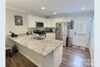 752 Shuttles Way, Fort Mill, SC 29715 - Photo 2