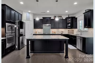 11587 Macallano Drive, Charlotte, NC 28215 - Photo 16