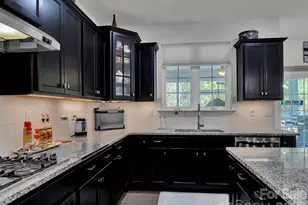 11587 Macallano Dr, Charlotte, NC 28215 - Photo 20