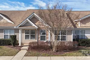 1029 Duncan Chase Ln, Fort Mill, SC 29707 - Photo 2