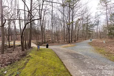 425 Clairview Lane, Matthews, NC 28105 - Photo 44