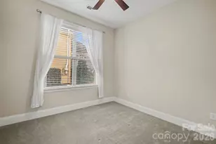 15828 Vale Ridge Dr, Charlotte, NC 28278 - Photo 24