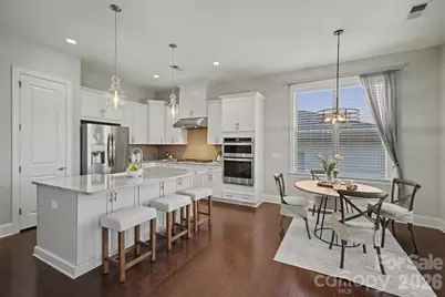 15828 Vale Ridge Drive, Charlotte, NC 28278 - Photo 8