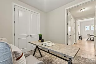 7315 Surprise Ct, Charlotte, NC 28215 - Photo 32