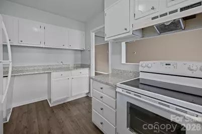 2638 Park Road #H, Charlotte, NC 28209 - Photo 12