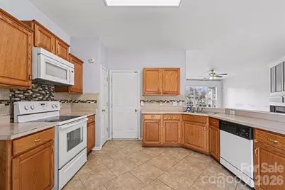 13921 Brownfield Trail Court, Charlotte, NC 28273 - Photo 10