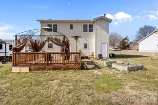 5400 Barnview Ct, Charlotte, NC 28269 - Photo 10