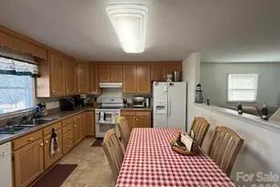 431 Island Cove Rd, Norwood, NC 28128 - Photo 10