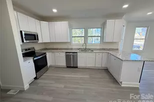 308 N Catawba St, Lancaster, SC 29720 - Photo 12