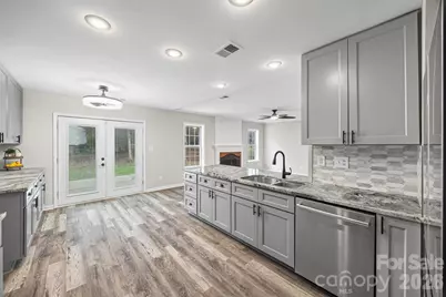 11440 Laurel View Drive, Charlotte, NC 28273 - Photo 14