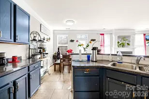 11702 Oak St, Charlotte, NC 28269 - Photo 10