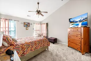 11702 Oak St, Charlotte, NC 28269 - Photo 18