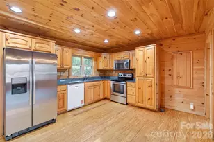 67 Sunset Dr, Black Mountain, NC 28711 - Photo 10