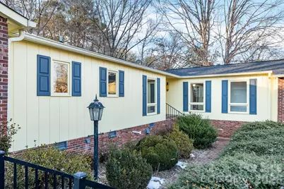 1767 12th Street Drive NW, Hickory, NC 28601 - Photo 4