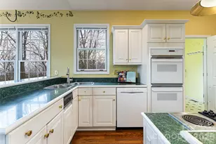 65 Timber Park Dr, Black Mountain, NC 28711 - Photo 22