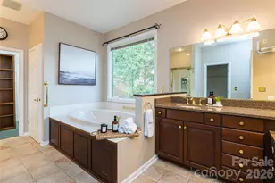 65 Timber Park Dr, Black Mountain, NC 28711 - Photo 6