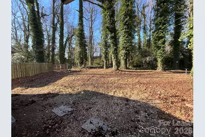 520 Blendwood Drive, Charlotte, NC 28215 - Photo 12