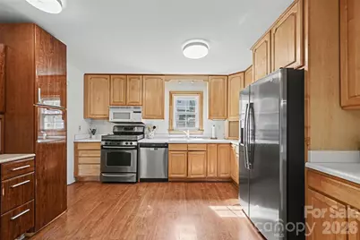 100 Dovershire Road, Charlotte, NC 28270 - Photo 6