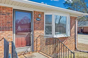 1108 McKinnon Dr, Rock Hill, SC 29732 - Photo 2