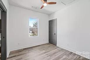 1021 4th St, Statesville, NC 28677 - Photo 30