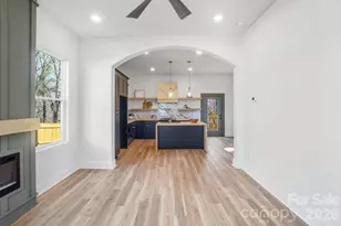 1021 4th St, Statesville, NC 28677 - Photo 6