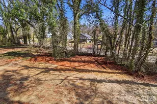 1021 4th St, Statesville, NC 28677 - Photo 34