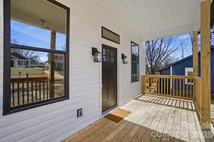 1021 4th St, Statesville, NC 28677 - Photo 4