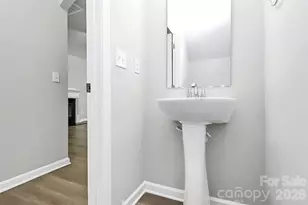 7113 Somerford Rd, Charlotte, NC 28215 - Photo 4