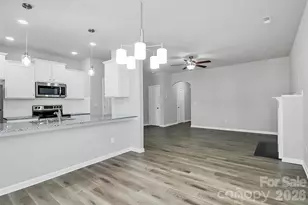 7113 Somerford Rd, Charlotte, NC 28215 - Photo 16