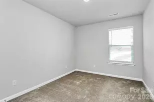 7113 Somerford Rd, Charlotte, NC 28215 - Photo 26