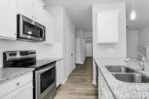 7113 Somerford Rd, Charlotte, NC 28215 - Photo 14