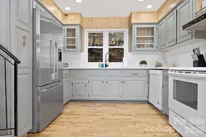 556/558 Thorncliff Drive, Seven Devils, NC 28604 - Photo 42