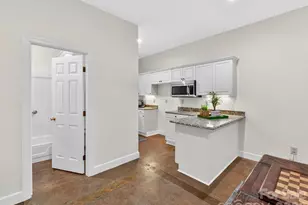 1847 Meadowood Ln, Charlotte, NC 28211 - Photo 32