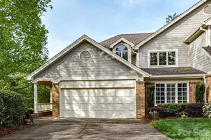 1847 Meadowood Ln, Charlotte, NC 28211 - Photo 2