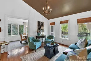 1847 Meadowood Ln, Charlotte, NC 28211 - Photo 10