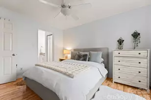 1109 E Morehead St, Charlotte, NC 28204 - Photo 10