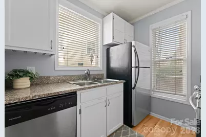 1109 E Morehead Street #16, Charlotte, NC 28204 - Photo 6